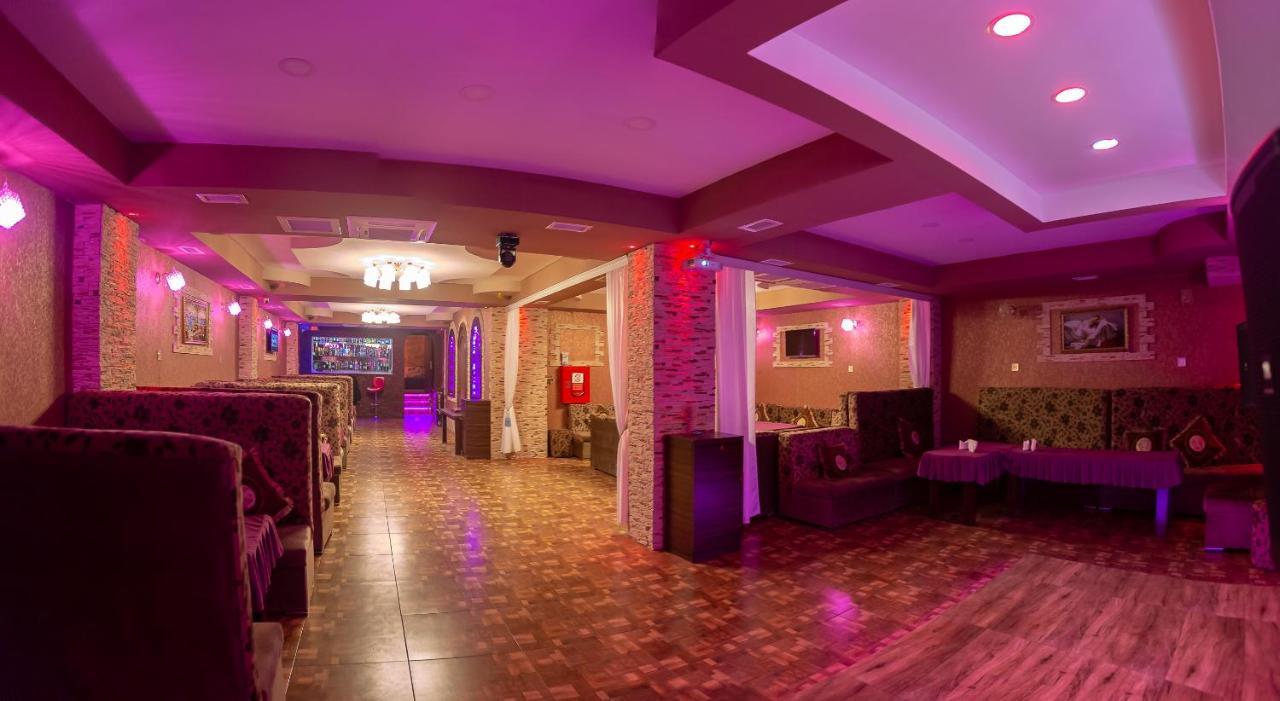 Maris Hotel Baku Exterior foto